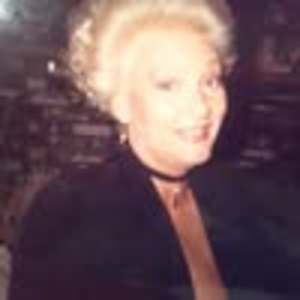 Meet your Posher, Evelyn